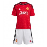 Koszulka piłkarska Manchester United Casemiro #18 Strój Domowy dla dzieci 2023-24 tanio Krótki Rękaw (+ Krótkie spodenki)